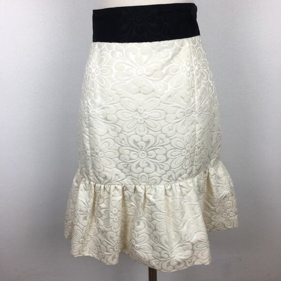 MIlly Ivory Tone on Tone Floral Pencil  Skirt size 6 - Picture 1 of 6